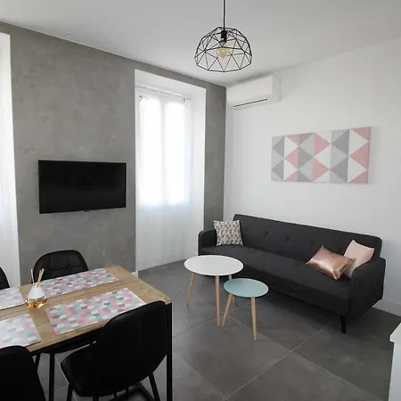 Apartment Booking- Pink Massena Zone Pietonne *